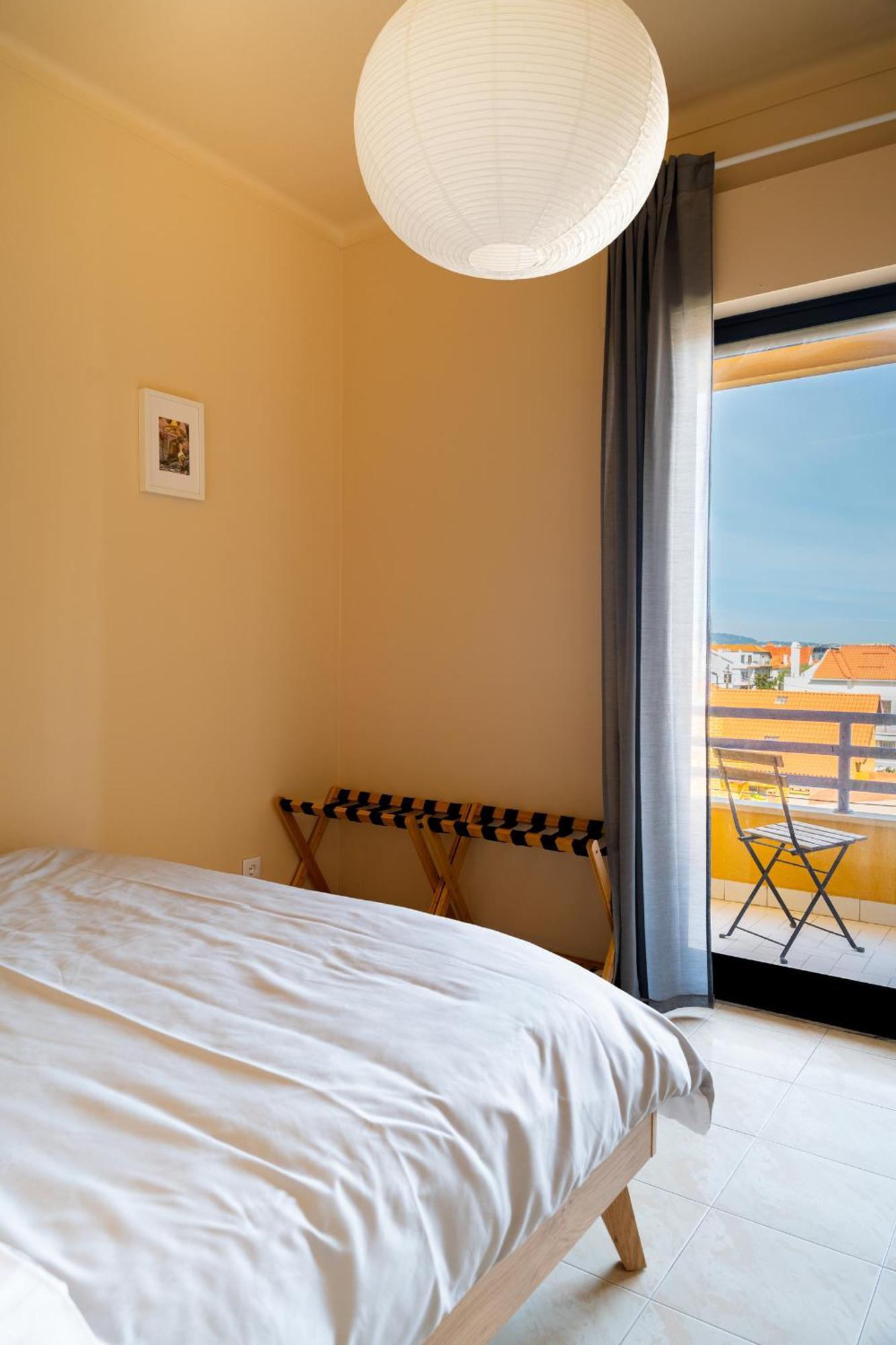 Sea View & Sundown, 150M From The Beach And Surf Spots Кошта-да-Капарика Экстерьер фото